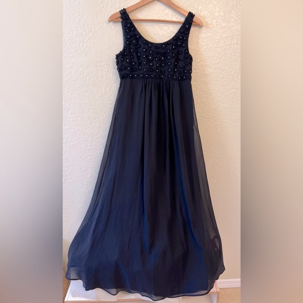Betsey Johnson Size 4 Elegant Black Evening Gown With 3d Floral Rhinestones